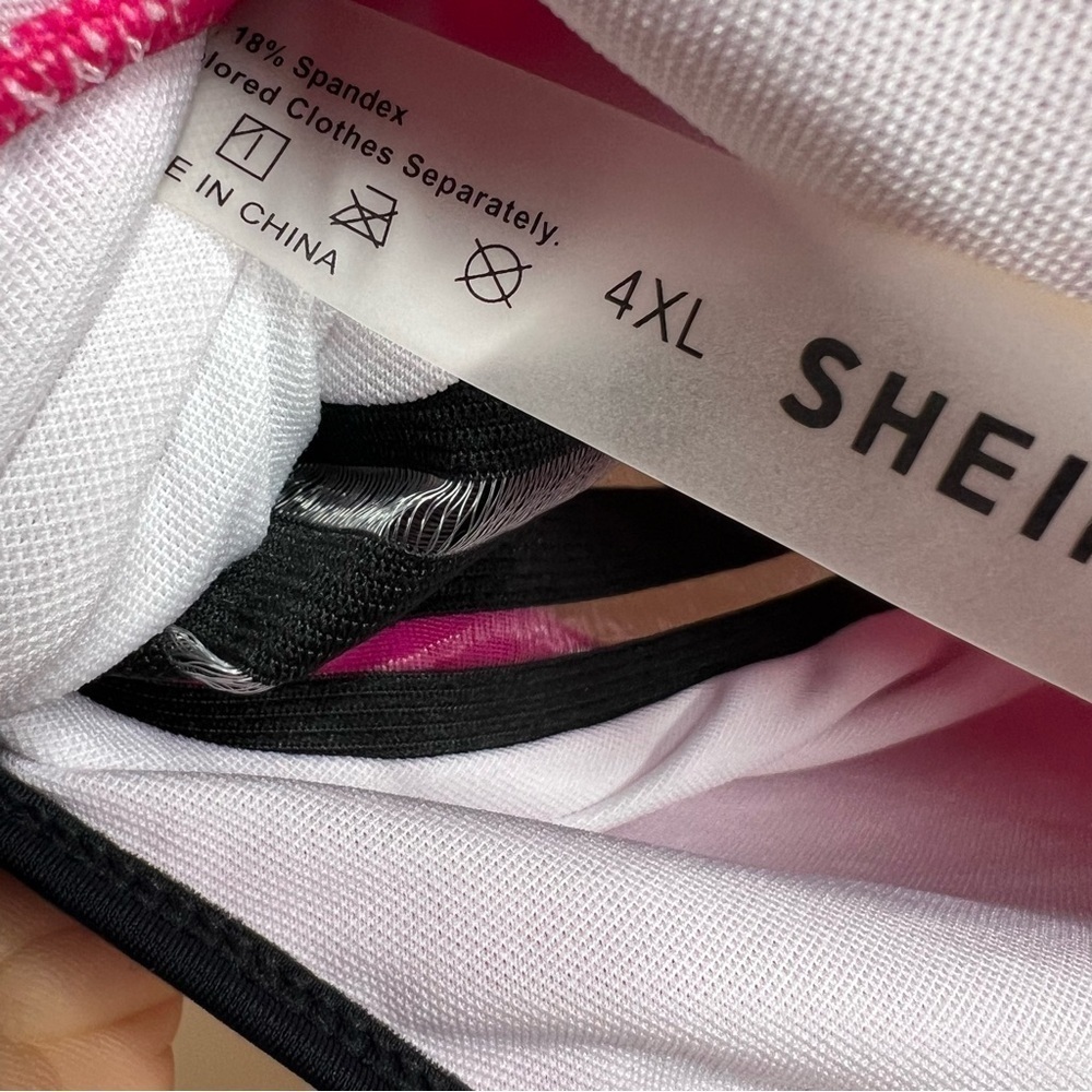 SHEIN Plus Size Padded Swimsuit - Picture 7 of 7